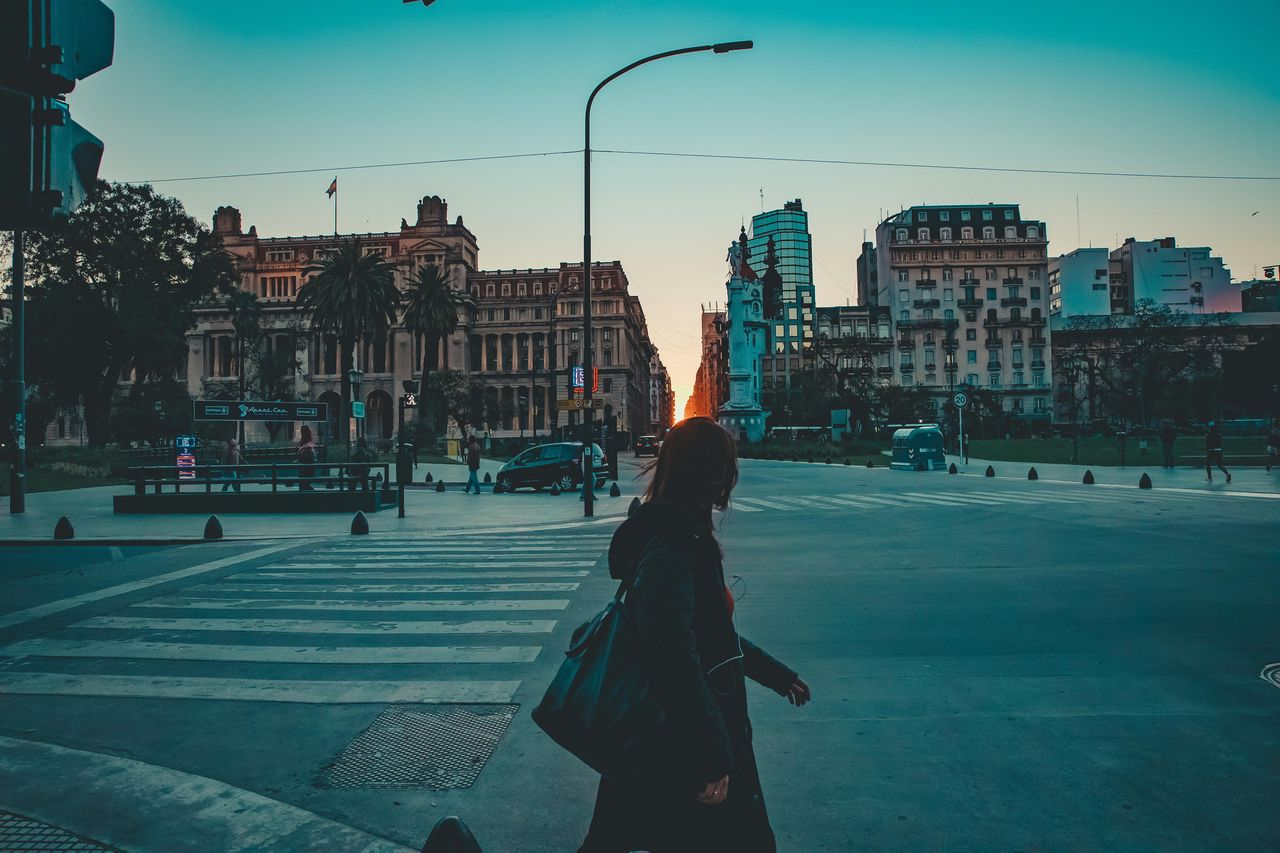 Retratos en exteriores porteños: aprovechá la arquitectura de Buenos Aires como escenario